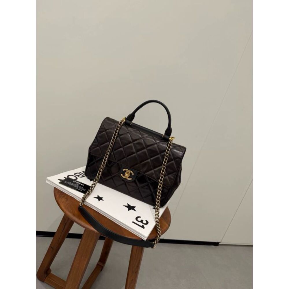 Chanel Women Pre-Loved Bag Very Good Condition